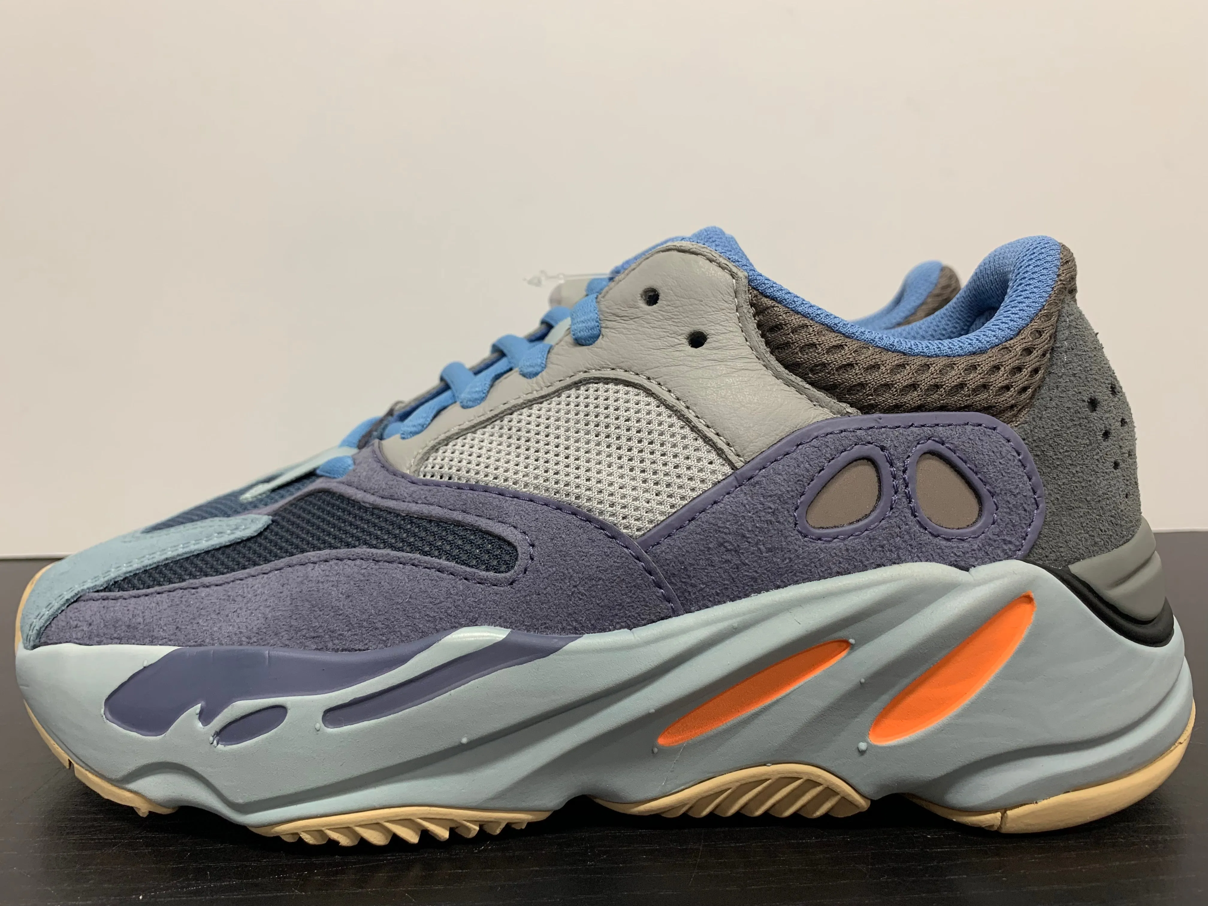 Adidas Yeezy Boost 700 Carbon Blue