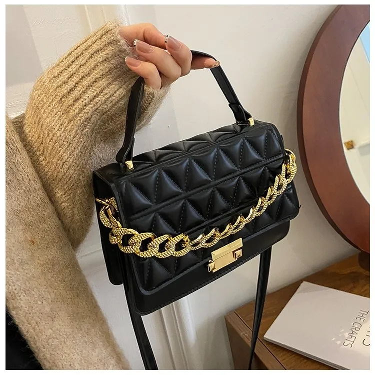 Chain Design Rhombus Embossing Solid Color Crossbody Bag