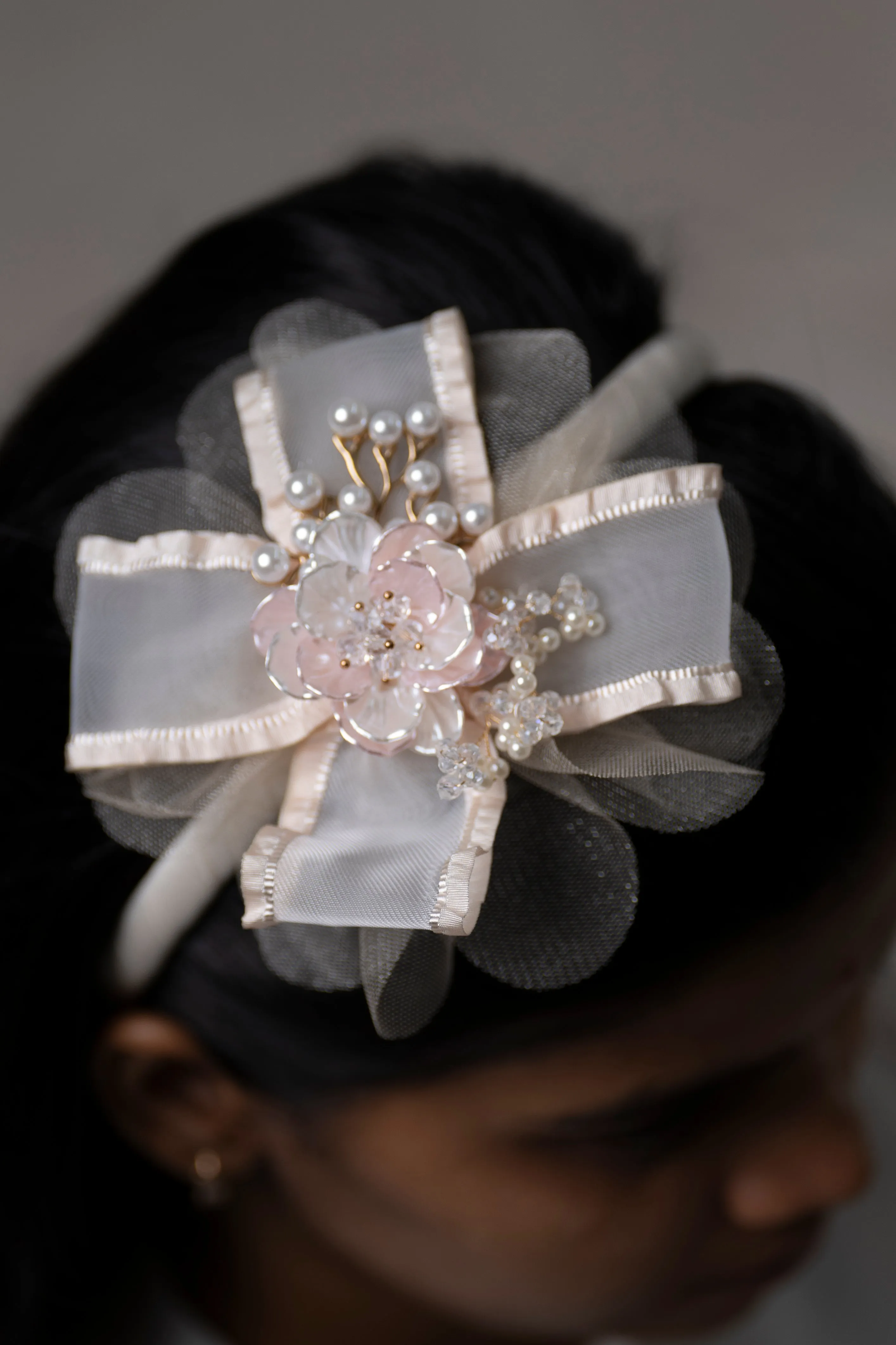 Elegance Floral Hairbow with Pearl and Crystal Accents