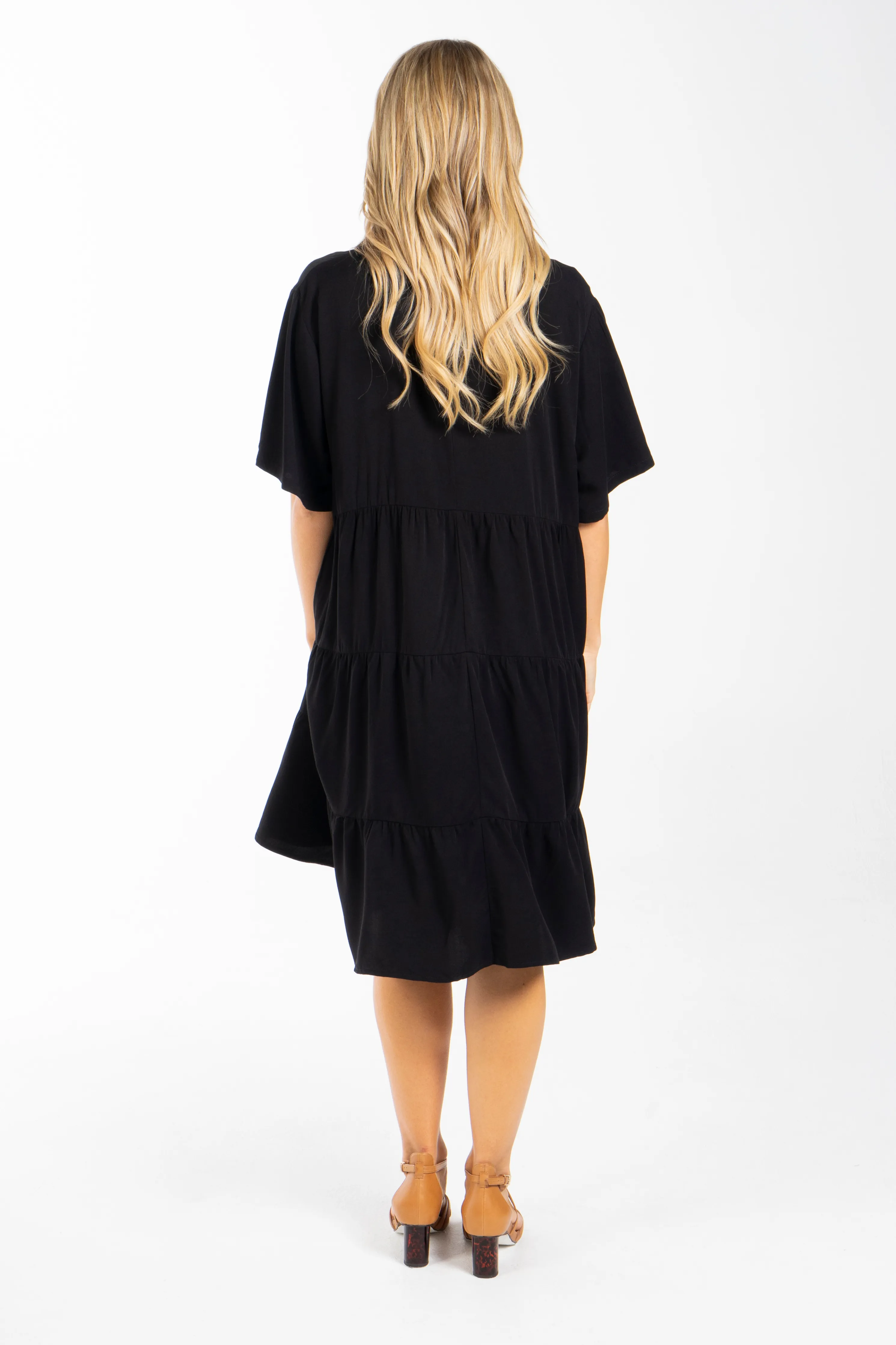 FINAL SALE Chic Dress in Black