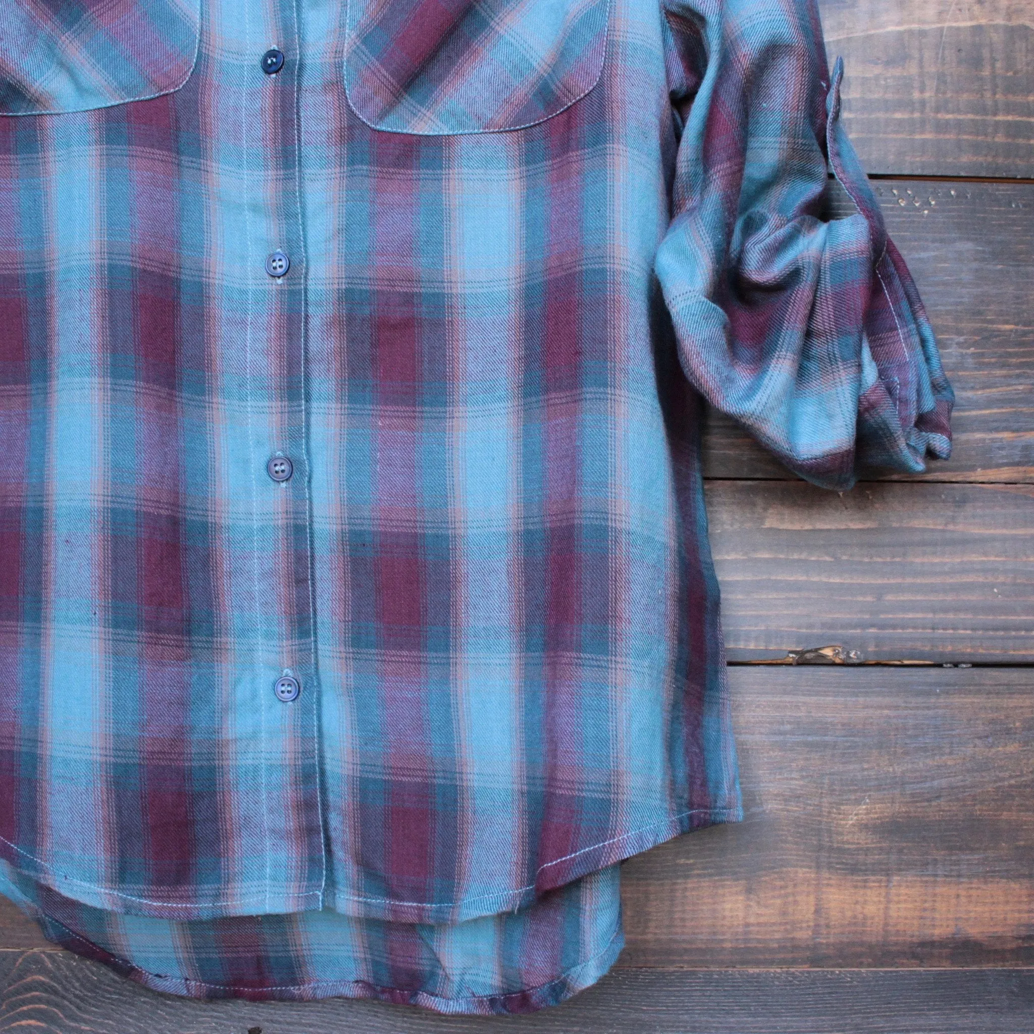 Final Sale - En Creme - City Strut Button Up Plaid Shirt