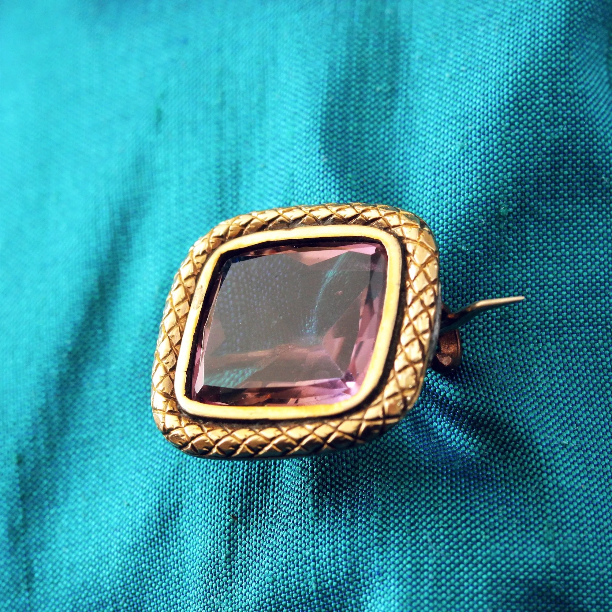 Georgian Amethyst Lace Pin