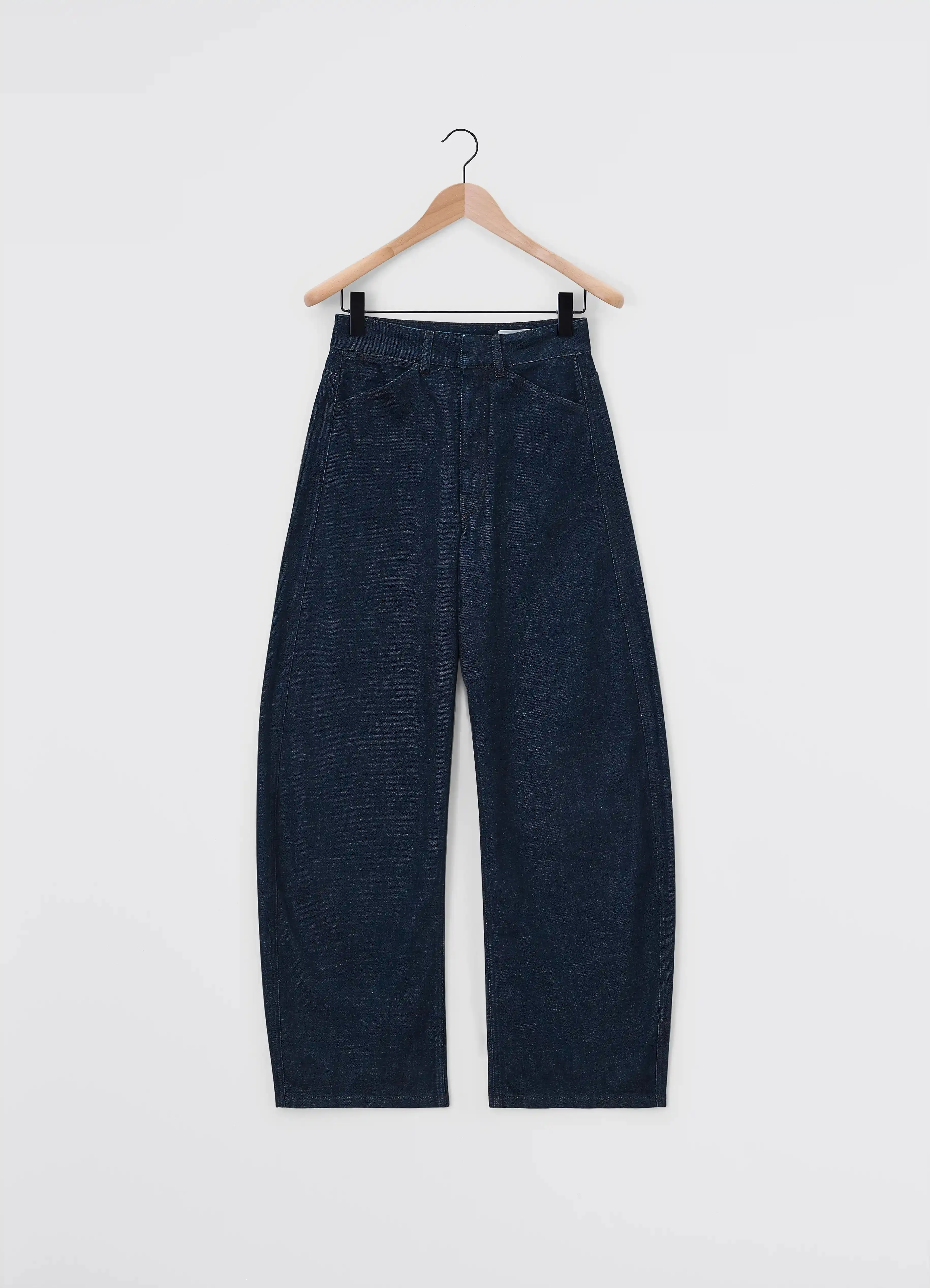 HIGH WAISTED CURVED PANTS